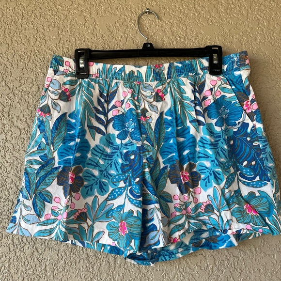 Lilly Pulitzer Pants - Lilly Pulitzer Blue Floral Women's Shorts
